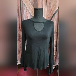 Active USA Long Bell Sleeve Keyhole Front Black Women's Top